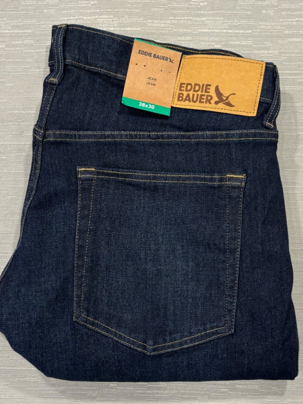 Eddie Bauer Jeans Mens 38 x 30 Straight Leg Regular Fit Dark Wash Denim Pants
